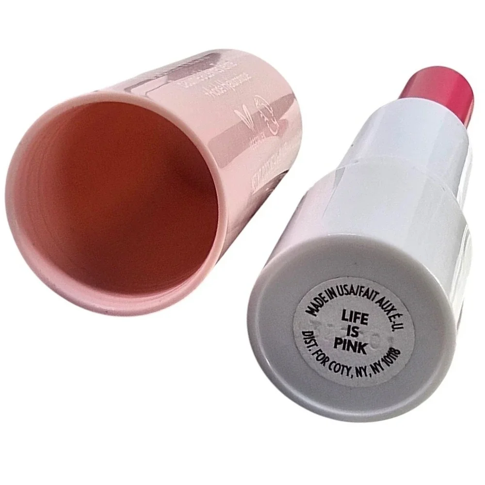 COVERGIRL Clean Fresh tinted lip balm +hyaluronic acid LIFE IS‎ PINK 4.1 grams